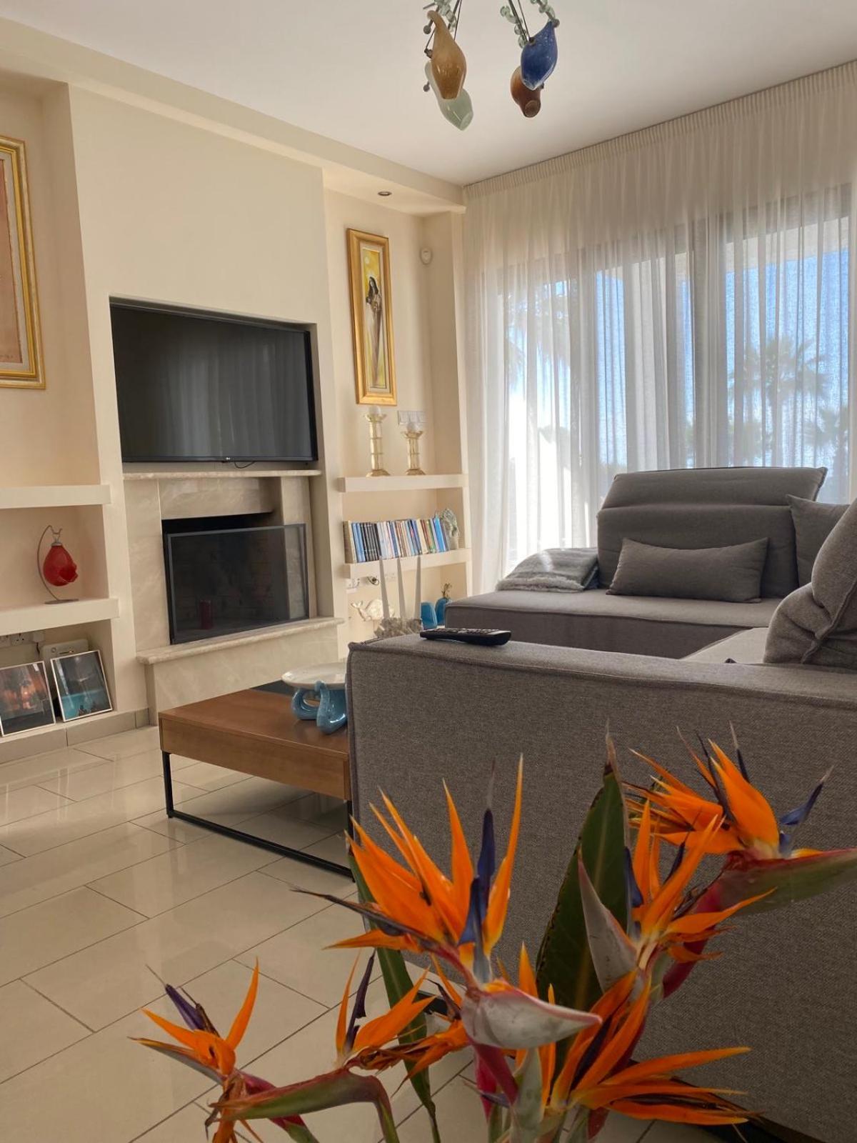 Ionion Beachfront Villa Aya Napa Dış mekan fotoğraf