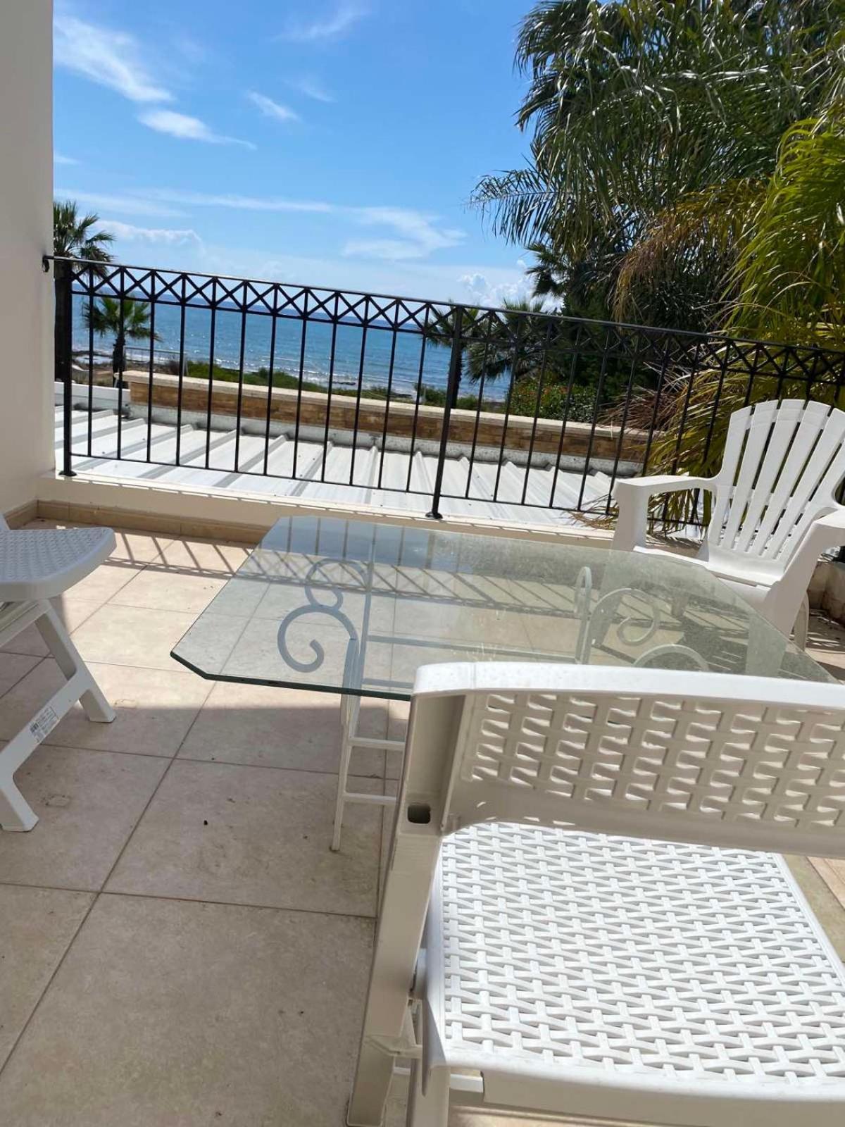 Ionion Beachfront Villa Aya Napa Dış mekan fotoğraf