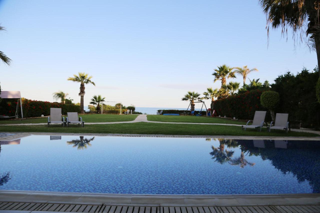 Ionion Beachfront Villa Aya Napa Dış mekan fotoğraf